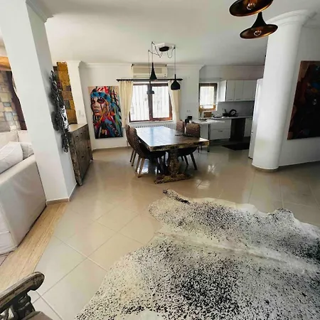 Villa Deniz Manzarali Tas