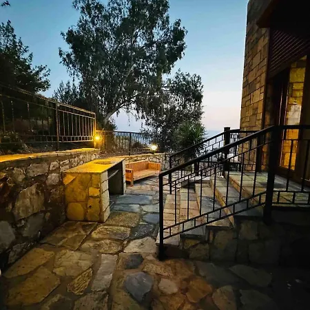 Villa Deniz Manzarali Tas