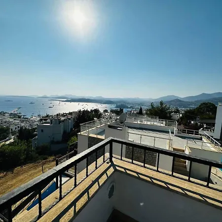 Villa Deniz Manzarali Tas *