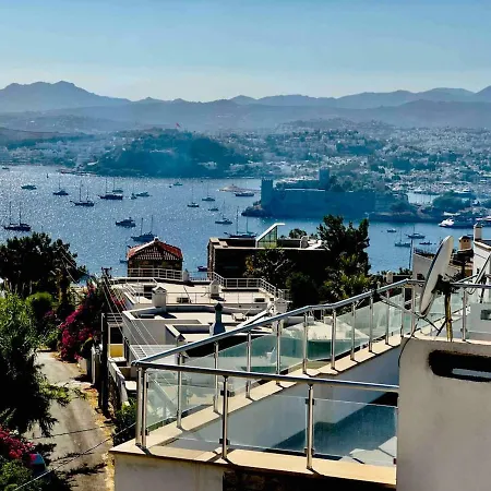 Deniz Manzarali Tas *