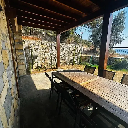 Deniz Manzarali Tas * Αλικαρνασσός