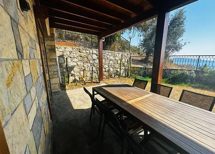 Deniz Manzarali Tas * Bodrum