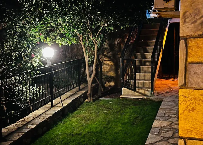 Villa Deniz Manzarali Tas *